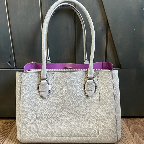 Kate Spade shoulder bag w/ charm - Picture 2 of 5